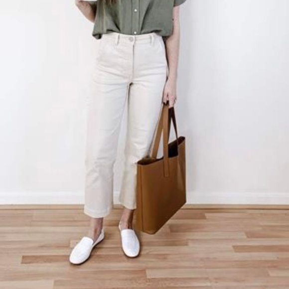 Everlane Pants - Everlane Straight Leg Crop in Sandstone